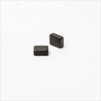 5x4x2mm - N44 NdFeB Quader Magnet - Epoxy schwarz 5x4x2mm - N44 NdFeB Quader Magnet - Epoxy schwarz